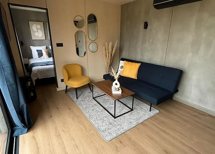 Logement Zen Independant Avec Jardin Et Parking